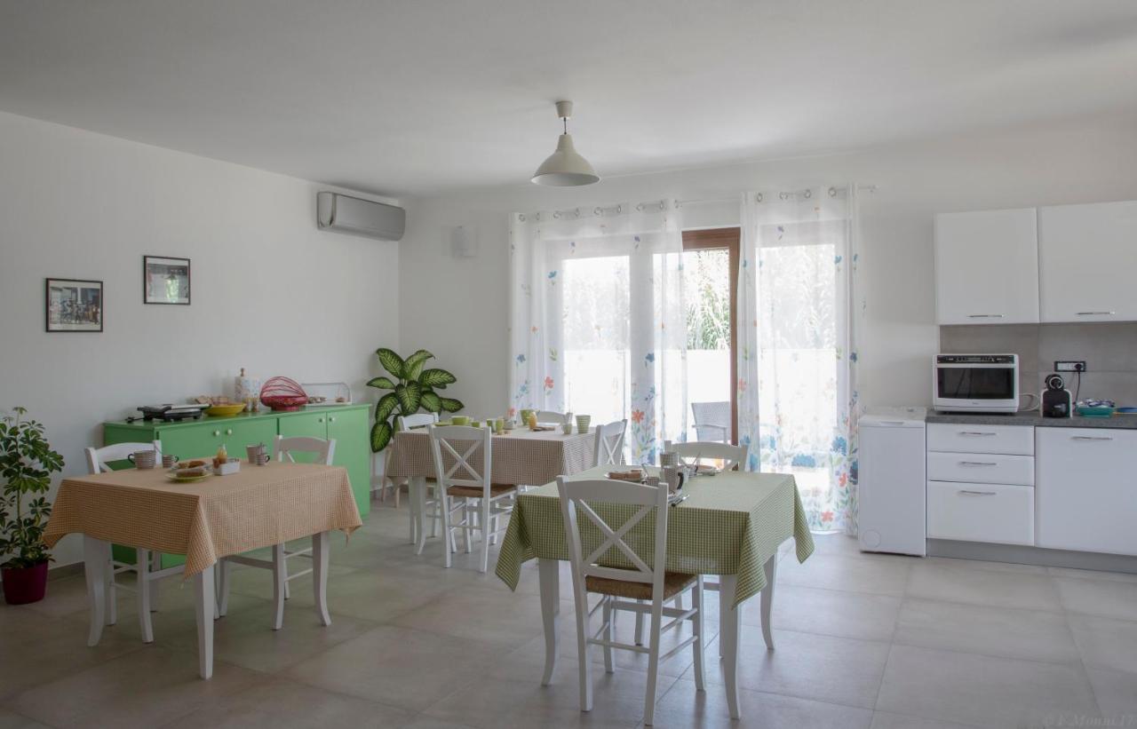 B&B Agata E Gli Altri Tortolì Eksteriør billede